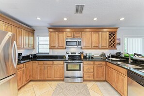 Fridge, microwave, dishwasher, coffee/tea maker