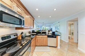 Fridge, microwave, dishwasher, coffee/tea maker