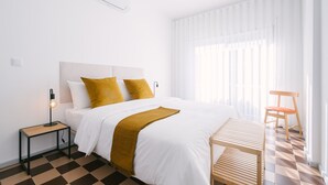 3 soverom, skrivebord, strykejern/-brett og wi-fi (inkludert)