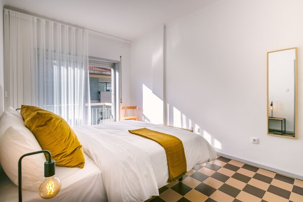 2 bedrooms, desk, iron/ironing board, free WiFi