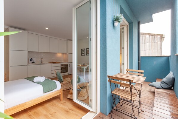 Desk, iron/ironing board, free WiFi, bed sheets