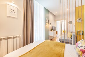 صورة غير مصنفة، 3 من 26، زرّ