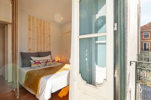 Iron/ironing board, free WiFi, bed sheets - D&S - Ribeira Premium Apartments I (Oporto)