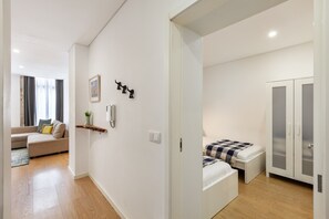 1 bedroom, iron/ironing board, free WiFi, bed sheets - Porto Theather Cativo Apartment (Oporto)