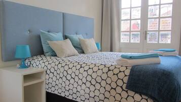 1 chambre, fer et planche Ă repasser, Wi-Fi gratuit, draps fournis