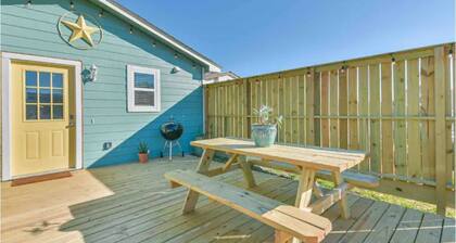 Coastal Casita - Minutes from the beach!