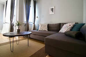 TV