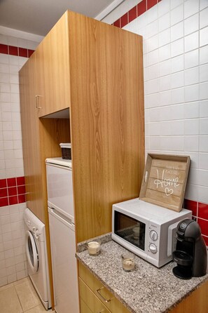 Unclassified image, 3 of 5, button - Try Oporto Ribeira - Rio Douro (Oporto)