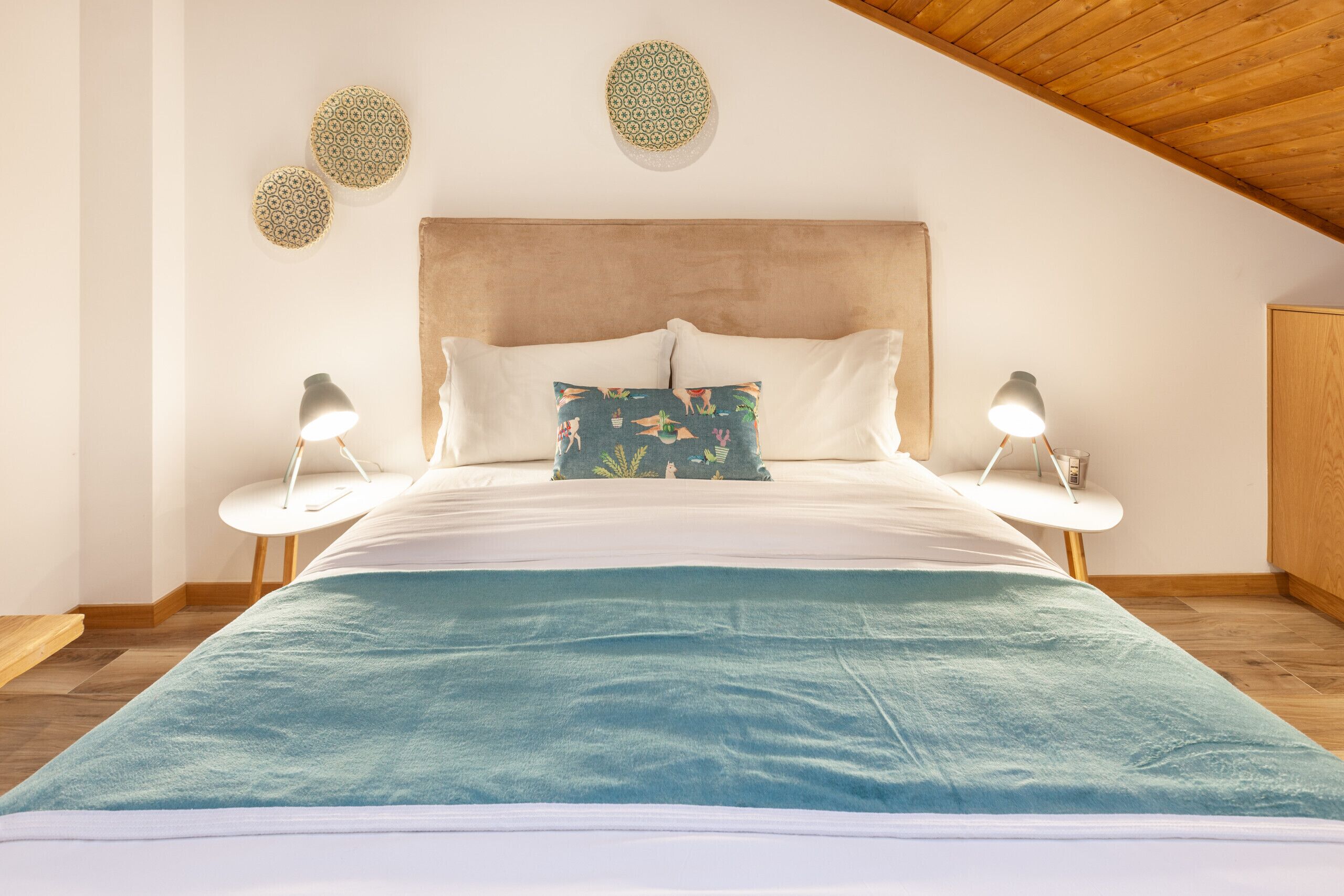 2 bedrooms, desk, iron/ironing board, free WiFi