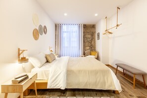 2 Schlafzimmer, Schreibtisch, Bügeleisen/Bügelbrett, kostenloses WLAN