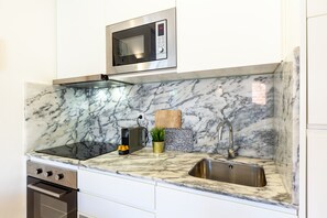 Fridge, microwave, oven, dishwasher