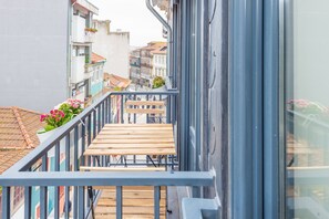 Property grounds - 12 Sweet Caroline 2 (Oporto)