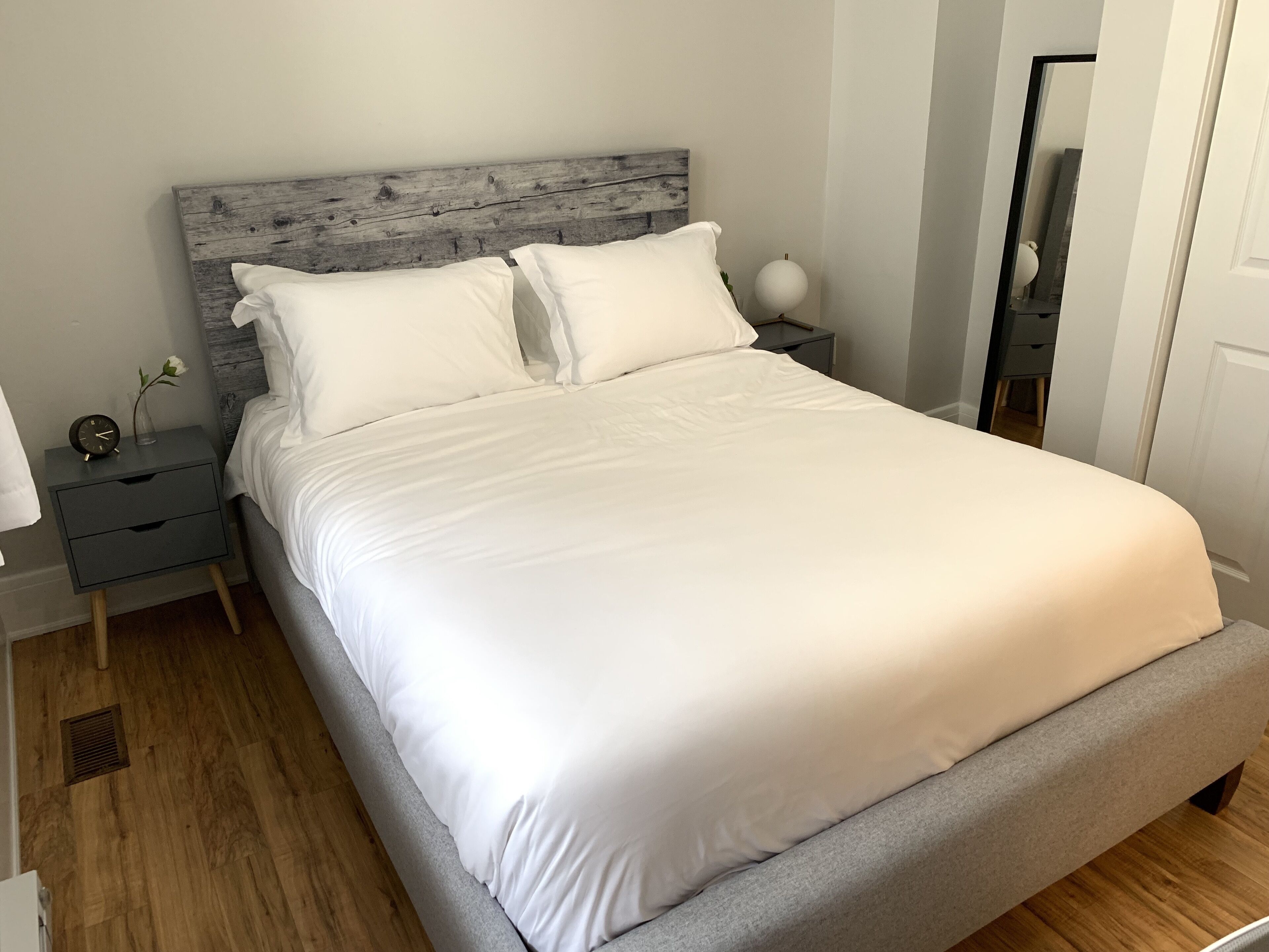 1 bedroom, desk, free WiFi, bed sheets