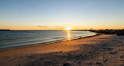 Pet Friendly Tiny Livin 3min from Cape Charles