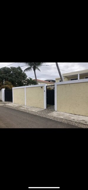 Enceinte de l’hébergement