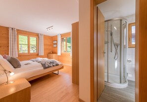 Bathtub, hair dryer, towels