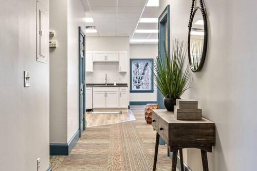 Scottsville 4-Bdrm Loft/Sleeps 6/Onsite Parking