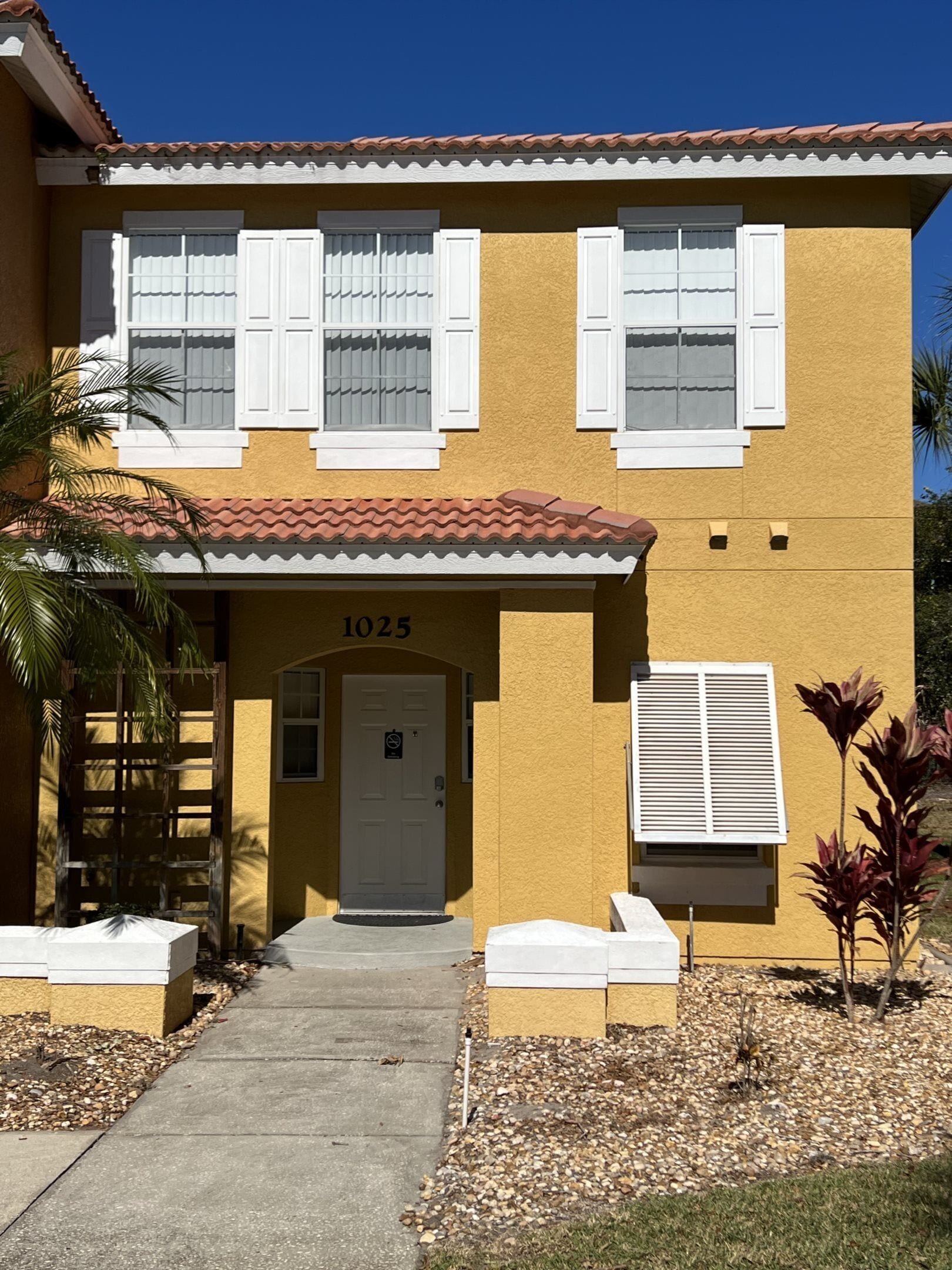 3 Bedroom Townhome close to Disney World