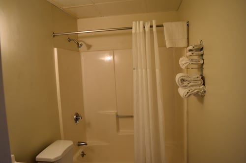 PLYMOUTH MOTOR LODGE