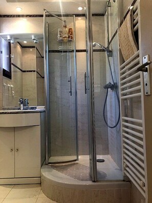 Dusche