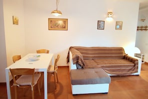 Interior - Casa del Mare – Oasi verde a soli 100m dal mare! (Marciana Marina)