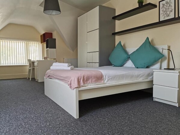 Room (8) - Abbeyfield Guesthouse (Liverpool)