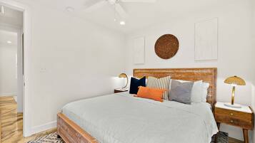 2 bedrooms, WiFi, bed sheets