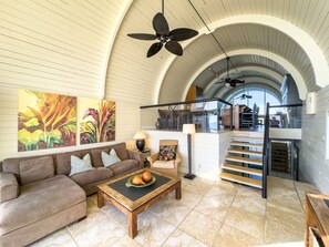 TV - Unique Oceanfront Home with Incredible Views simply breathtaking -3 beds 3 baths (Melbourne Beach)