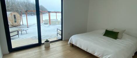 5 habitaciones y ropa de cama