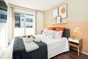 2 soverom, strykejern/-brett, reiseseng for barn og wi-fi