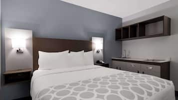 Standard Room, 1 Queen Bed, Non Smoking