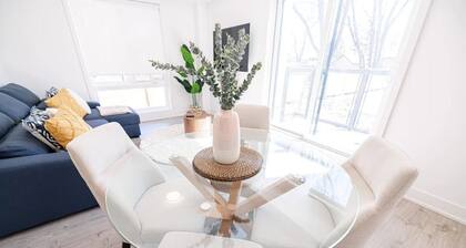 Luxury New Apartment, Mins To All Falls Attraction