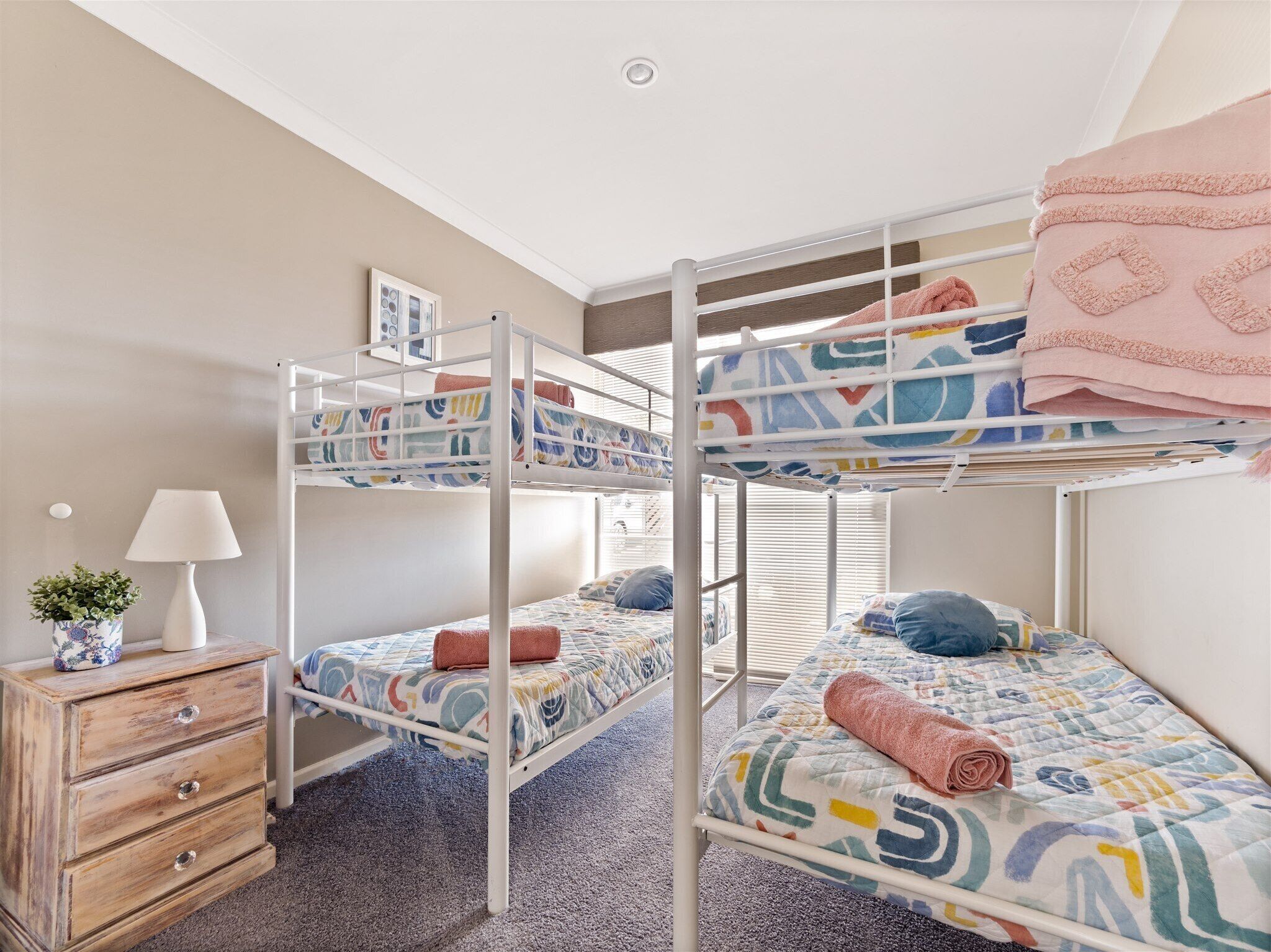 4 bedrooms, iron/ironing board, free WiFi, bed sheets