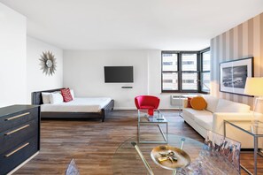 Bügeleisen/Bügelbrett, kostenloses WLAN, Bettwäsche