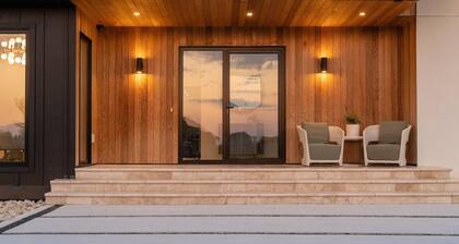 Custom cozy home on the river