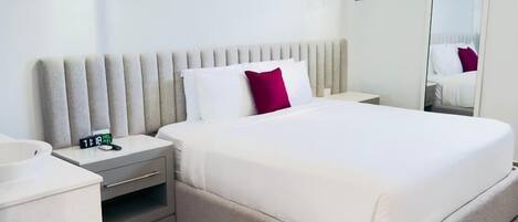 1 chambre, coffres-forts dans les chambres, fer et planche à repasser