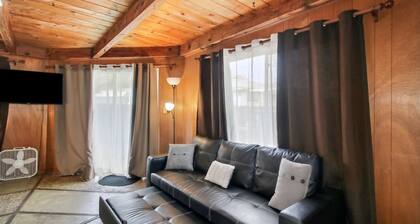 𖤓SunHouse Sale 1410sqft BBQ 3xTVs Backyard𖤓