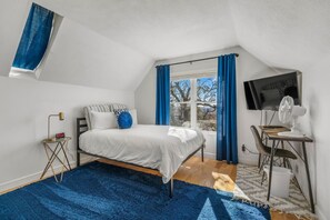 3 bedrooms, desk, iron/ironing board, travel cot - Ratterman Ranch-Summer Vacation in Jasper (Jasper)