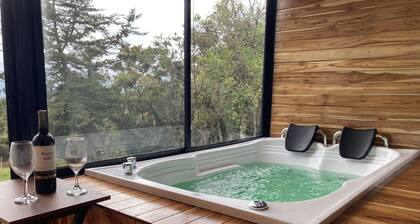 Luxury cabin with Jacuzzi, La Calera, Cund. COL (Meraki Cabin)