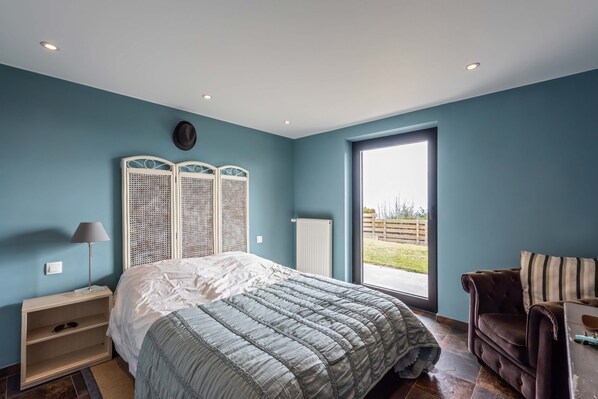 2 chambres, bureau, Wi-Fi gratuit, draps fournis