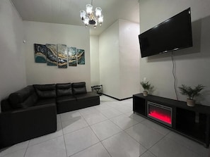 Smart TV - Villa with pool/La Fortuna/Arenal Volcano (San Ramón)