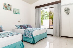 2 chambres, bureau, Wi-Fi gratuit, draps fournis