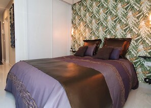 1 chambre, fer et planche à repasser, Wi-Fi gratuit, draps fournis