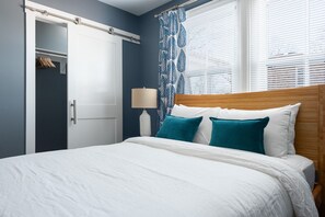 2 soverom, strykejern/-brett, wi-fi og sengetøy