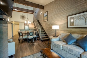 TV, fireplace, computer monitors, printers