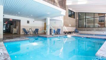 Piscine couverte, piscine extérieure