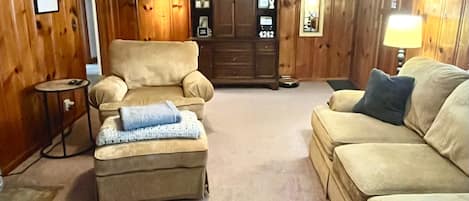 Smart TV, video games, DVD player, books