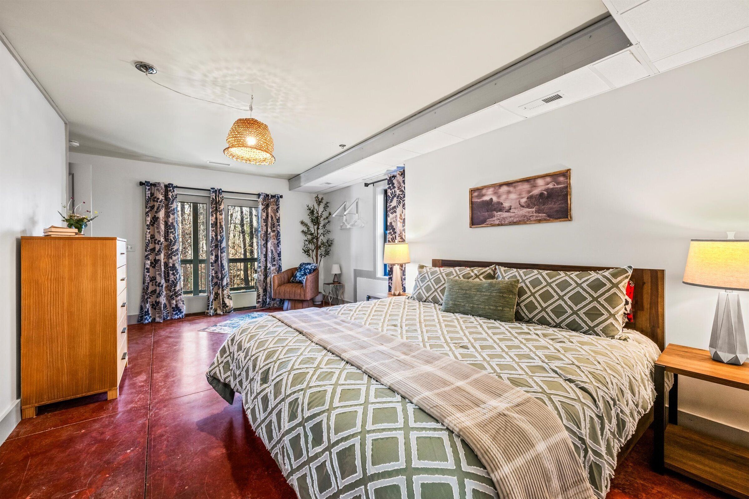 2 habitaciones, tabla de planchar con plancha y wifi gratis 