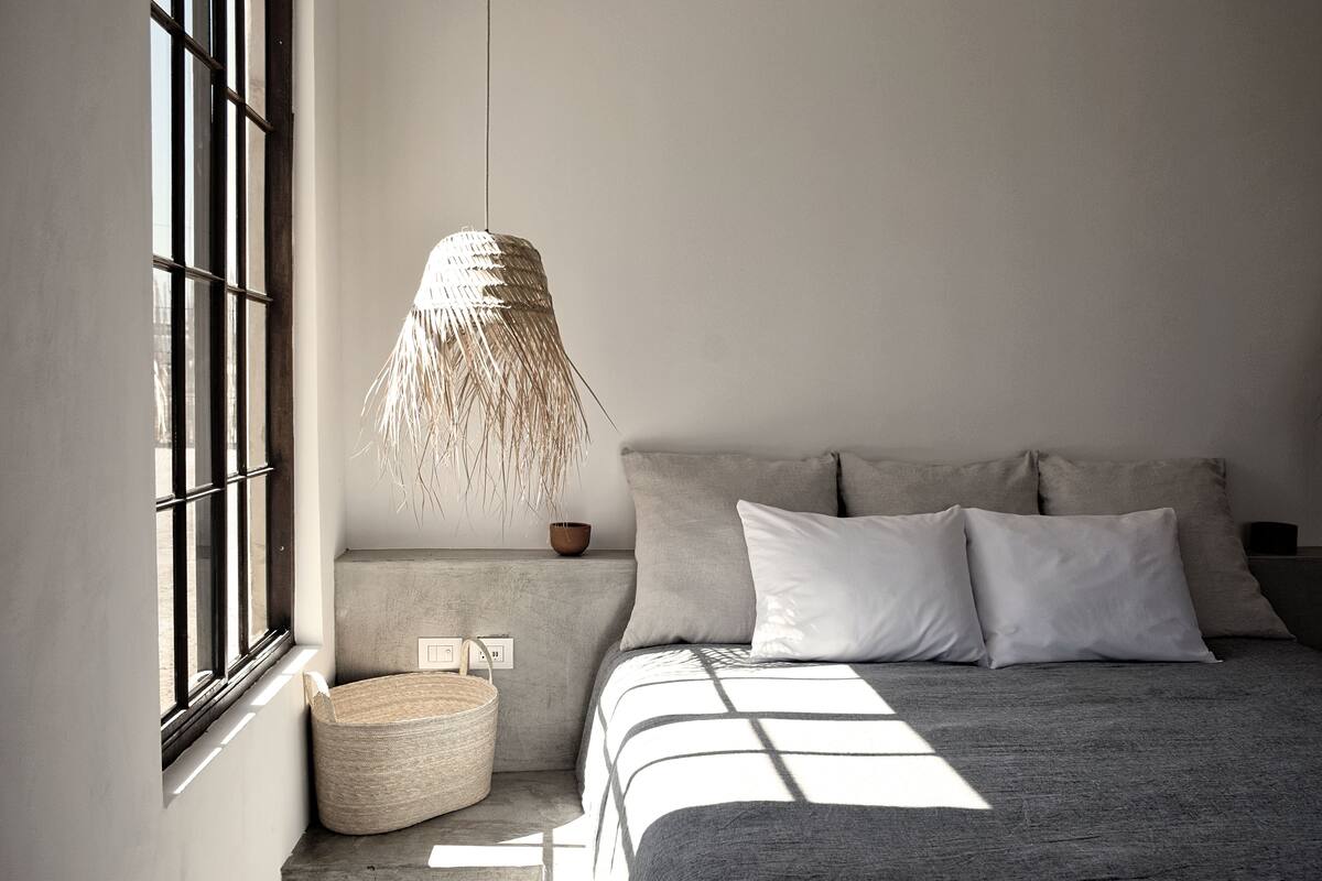 Habitación clásica, 1 cama King size | Ropa de cama de alta calidad, minibar y escritorio 