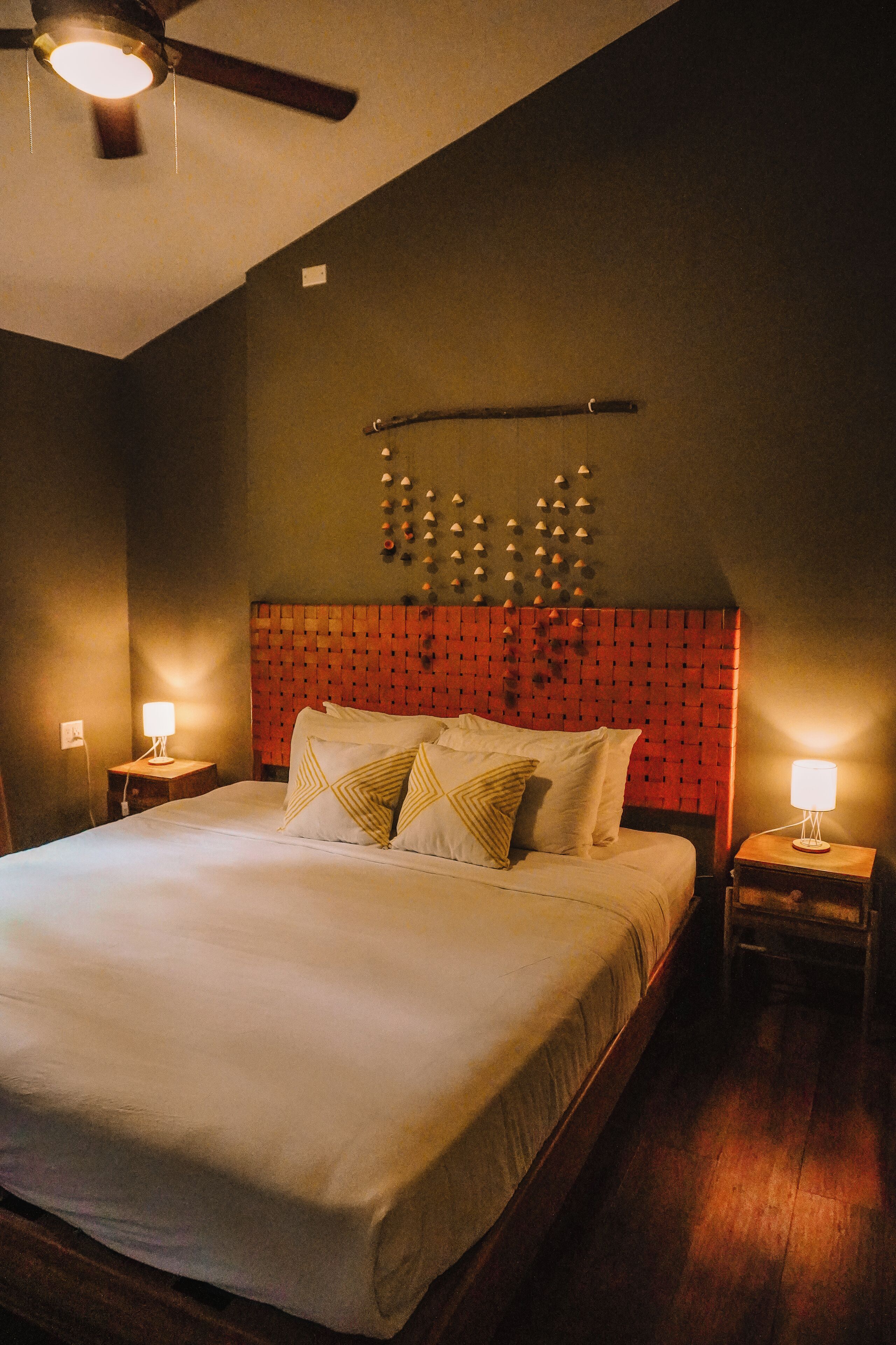 Habitación cuádruple familiar | Wifi gratis y ropa de cama